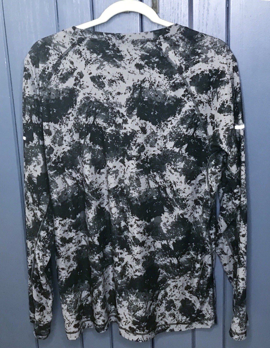 Men’s Old Navy Gray Black Activewear Shirt Size Large Sports Streetwear Casual
