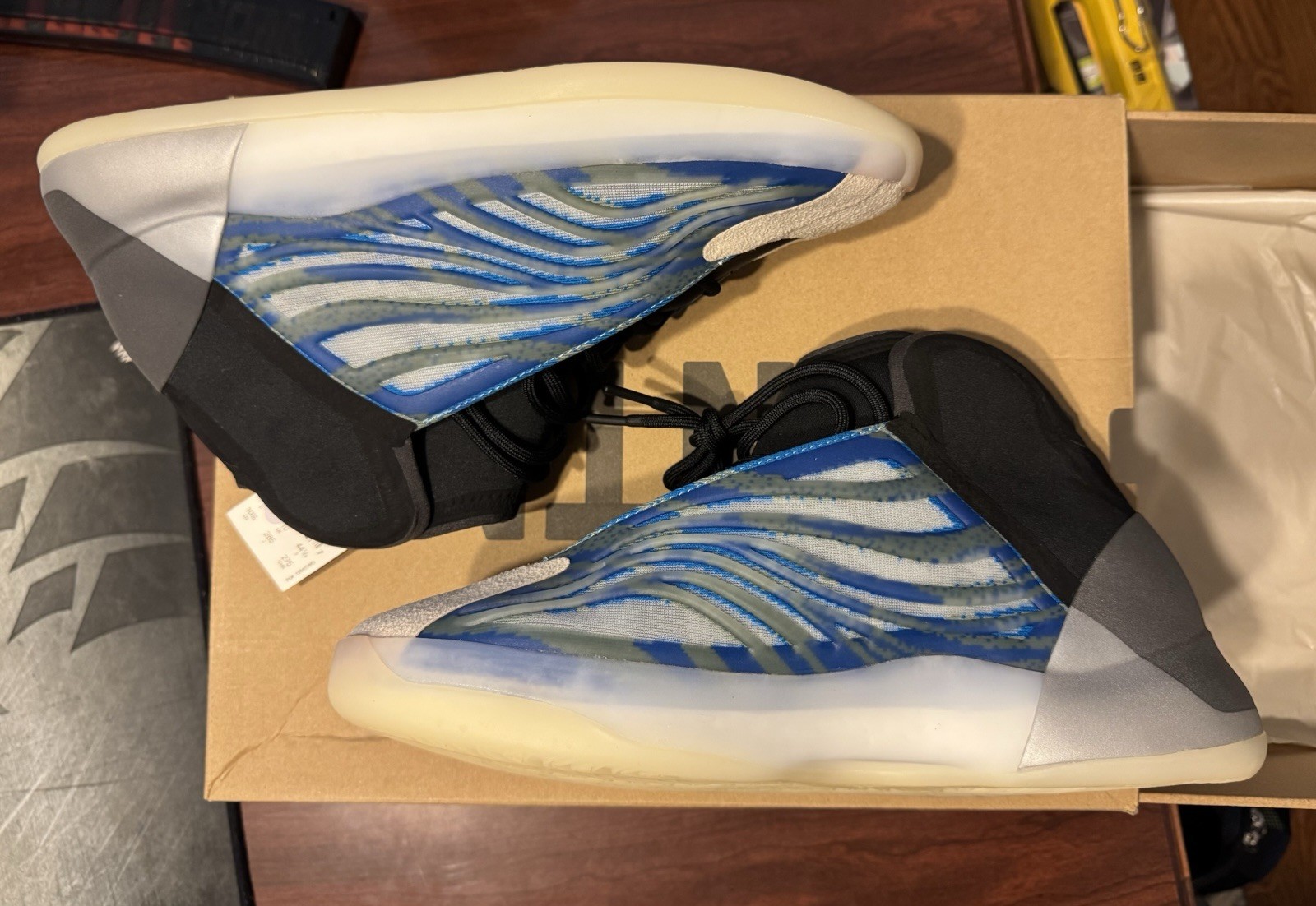 Yeezy Quantum Frozen Blue, Size 10.5