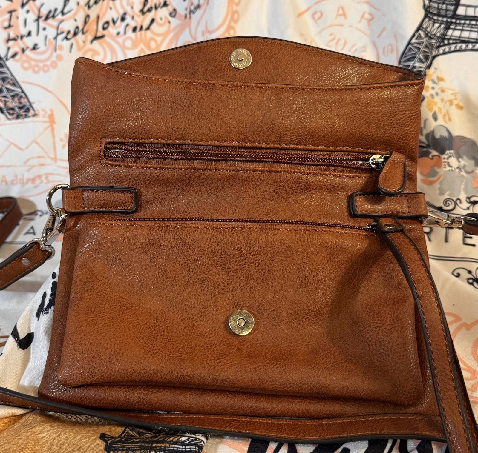 Cathy Tucker Women’s Medium Brown Crossbody Bag Magnetic & Zip, Inner Pockets