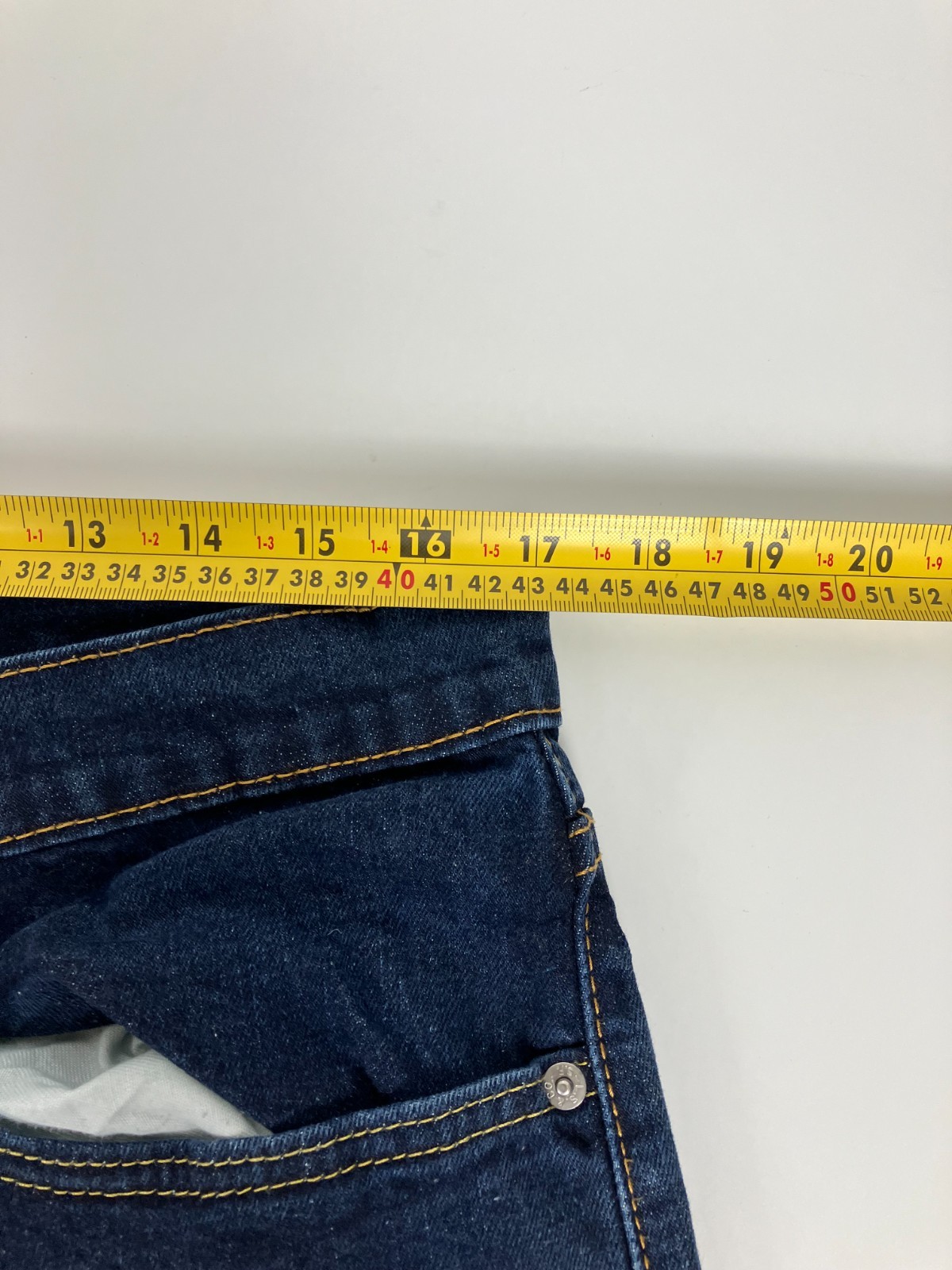 Vintage Levi’s 512 2000 Y2K Navy Blue Relaxed Fit Denim Jeans W36 L32