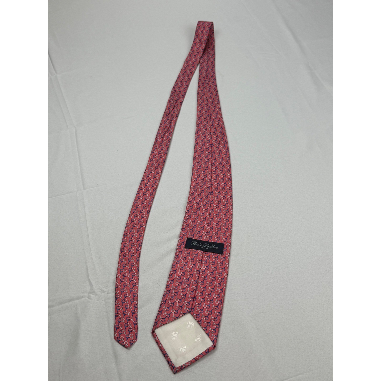 Brooks Brothers Necktie Men 60×3.75 Red Horsebit Stirrup Silk Equestrian Print