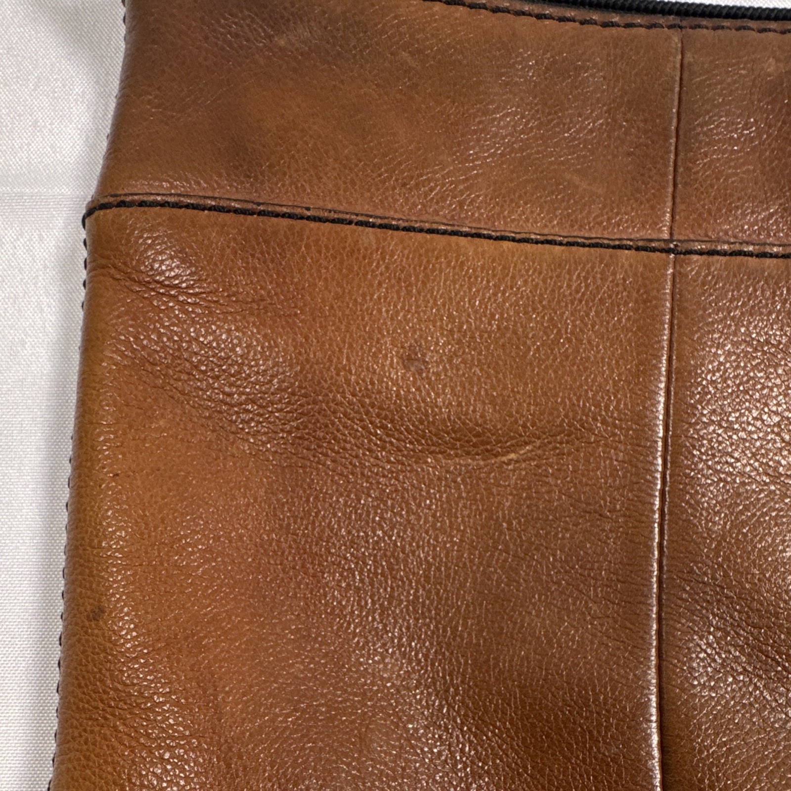 Fossil Brown Pebbled Crossbody Bag Zip Closure Small w/ Pockets Gold Hardware