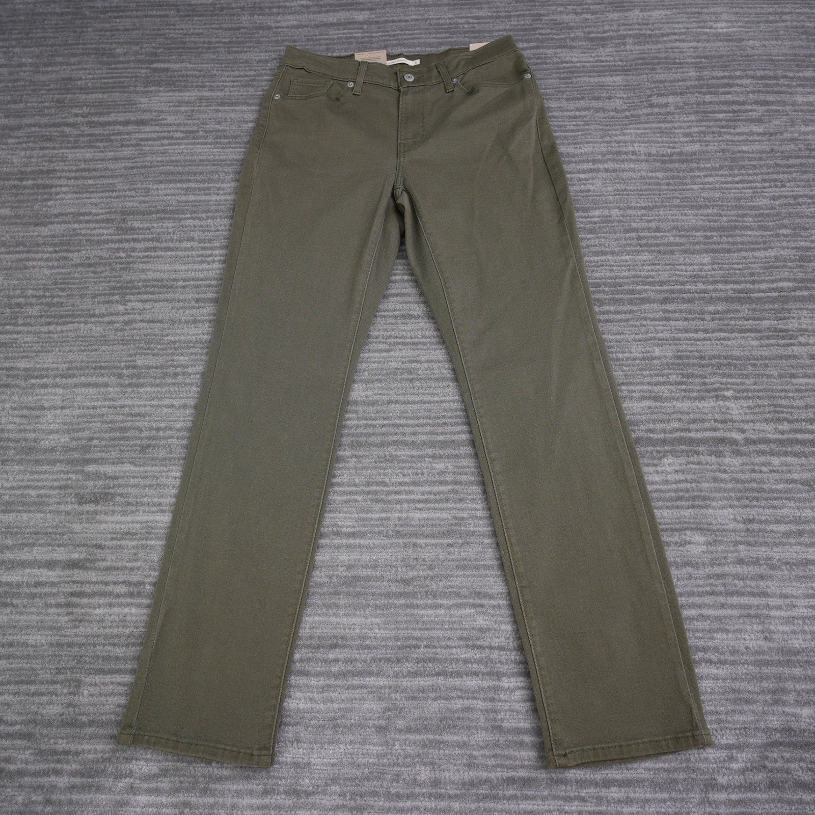 Levis Classic Straight Leg Jeans Womens 6M Olive Green Mid Rise New Tag 30×30.25