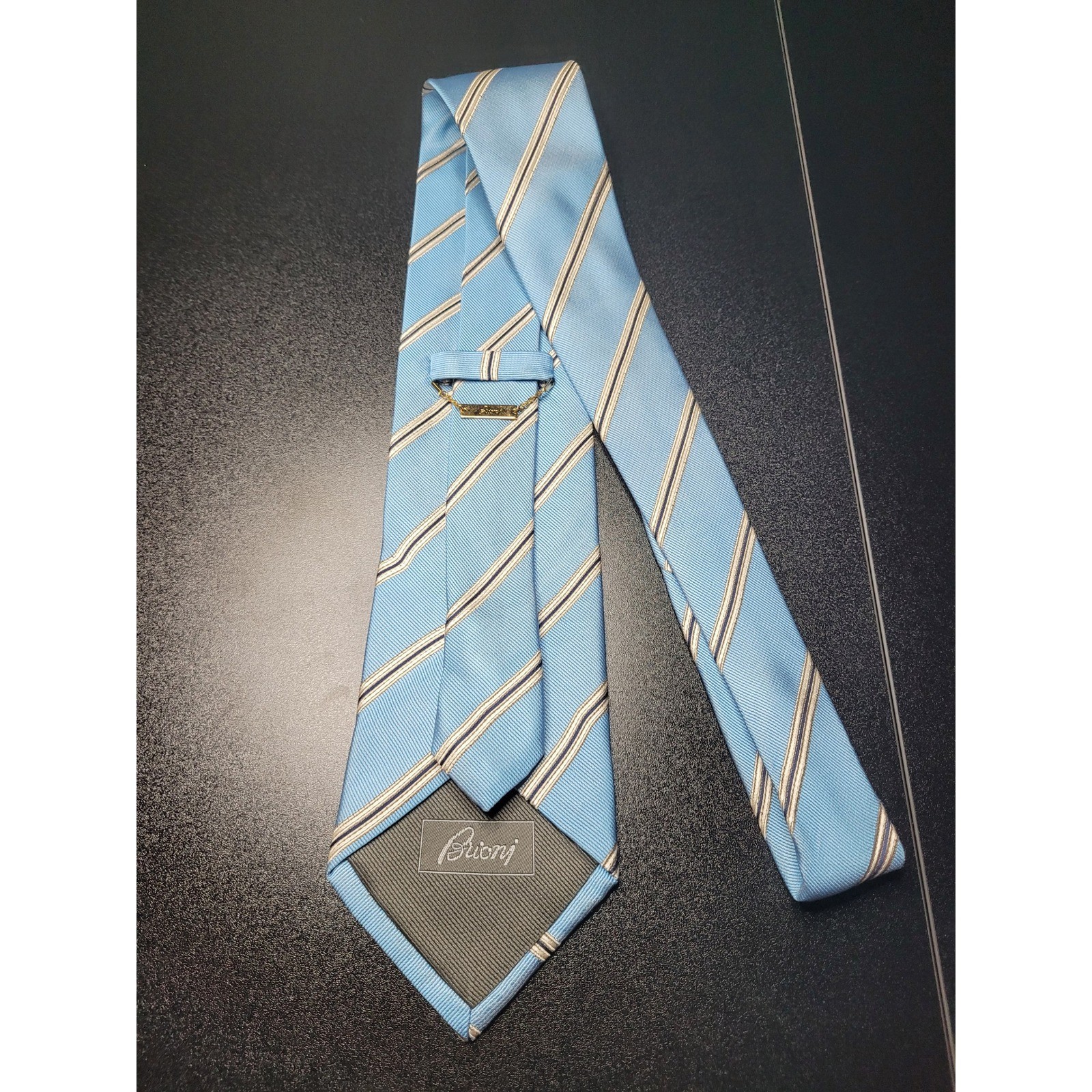 Brioni Men’s Necktie Blue Striped Silk 3.75″ x 58″ Excellent