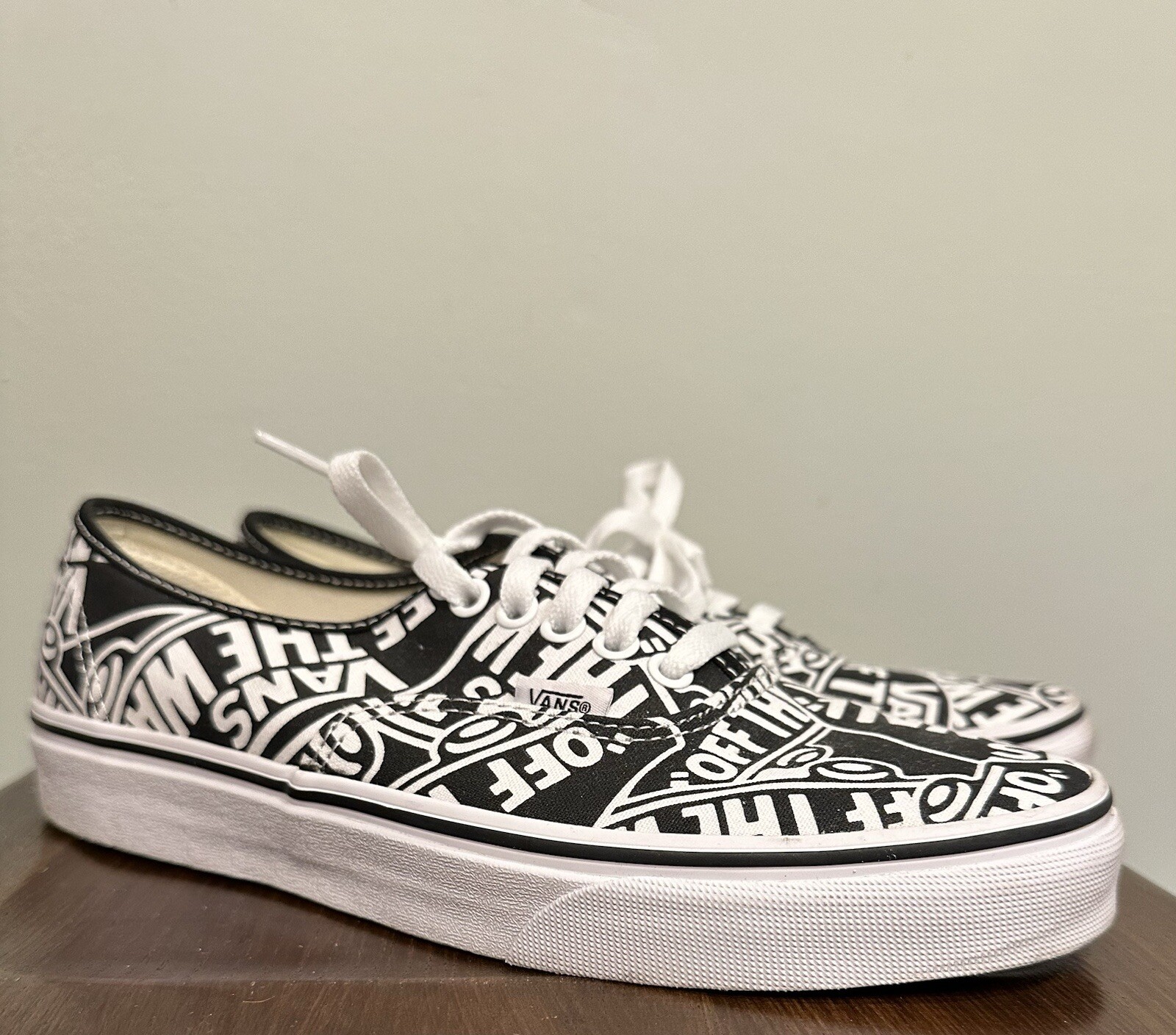 Vans Unisex Authentic OTW Repeat Black White. Size 8M/9.5W Off The Wall Skate