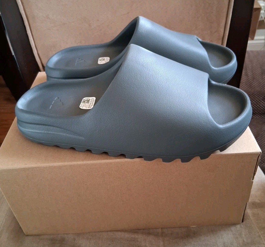🤩 Adidas Yeezy Slide Slate Grey Size 12 ID2350 BRAND NEW With Box