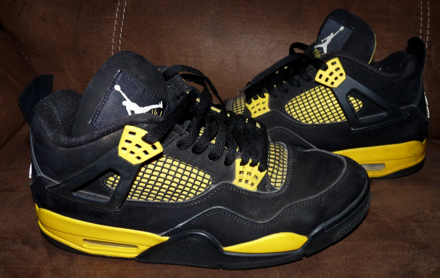 Size 11 – Nike Air Jordan 4 Retro Thunder 2023 Men’s Shoes authentic clean