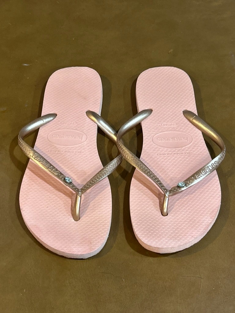 Havaianas Slim Crystal Rose Blush Flip Flops Swarovski Detail Sandals Size 9 10