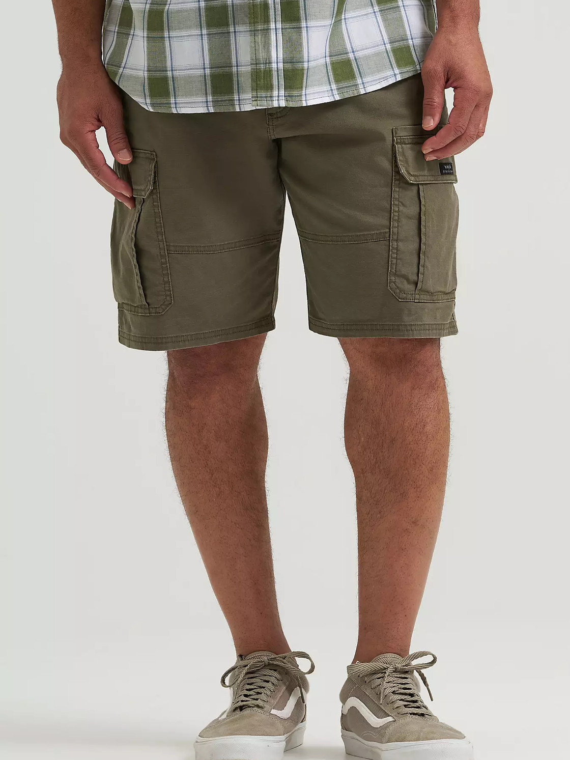 Mens Wrangler Cargo Shorts w Stretch Above Knee Relaxed Fit Blue Green Khaki Tan