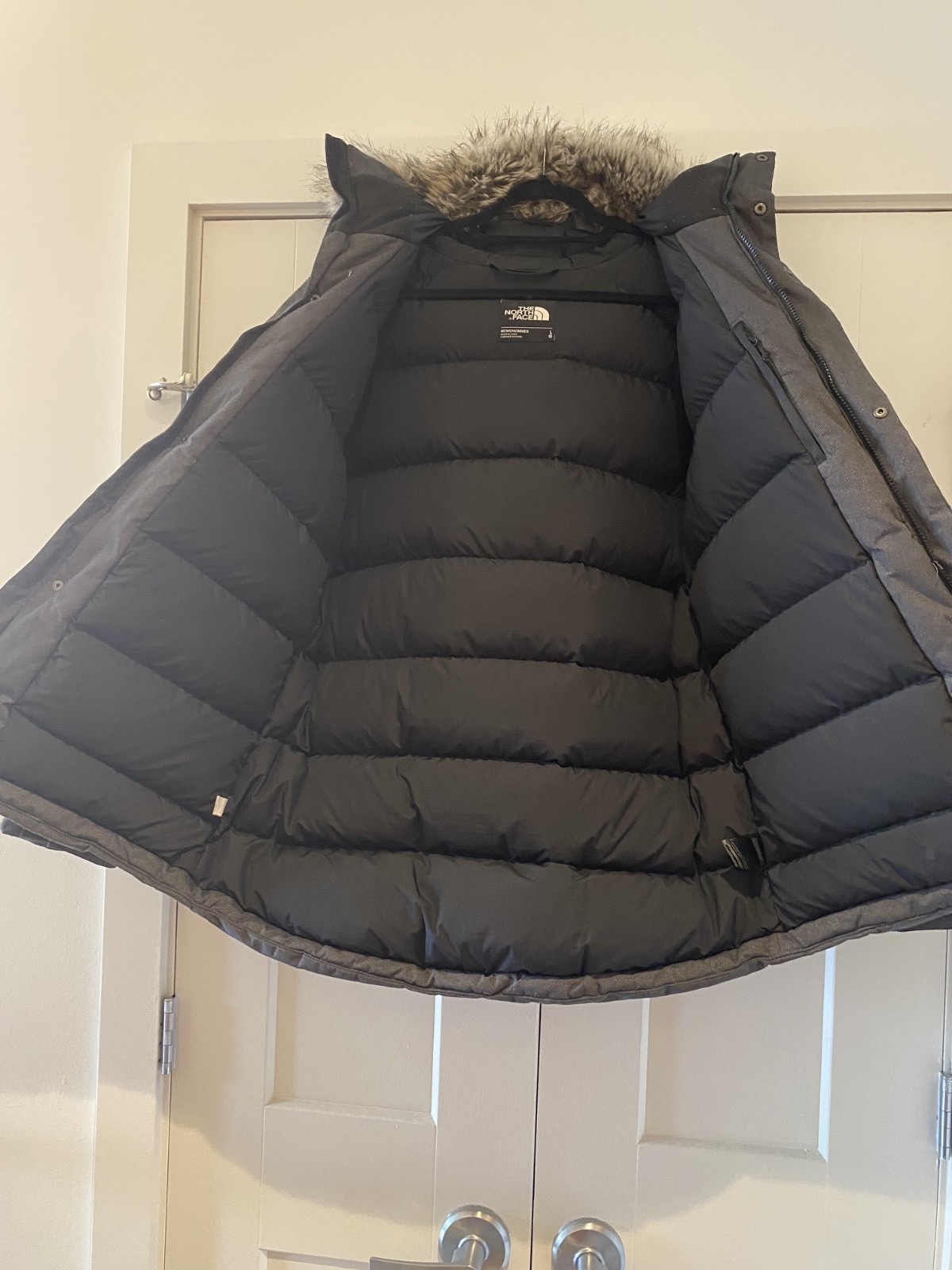 The North Face Outer Boroughs Parka Men’s Large 550 Down DryVent Fur Hood Gray