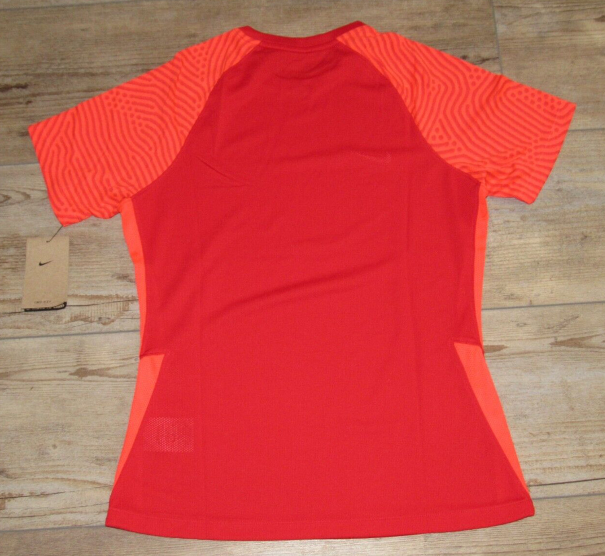 Nike Dri Fit Red Training Soccer Jersey US Dry Strike II CW3555 $50 Women Medium
