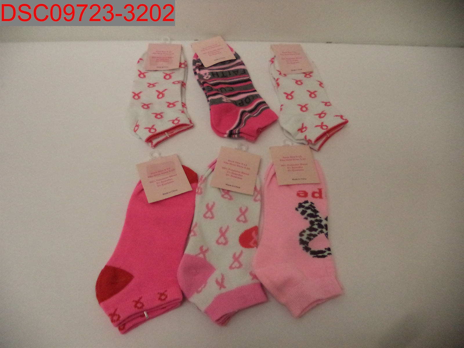 Women’s Black, Grey, Pink, Red & White Breast Cancer Awareness Sock 6 Pairs 9-11