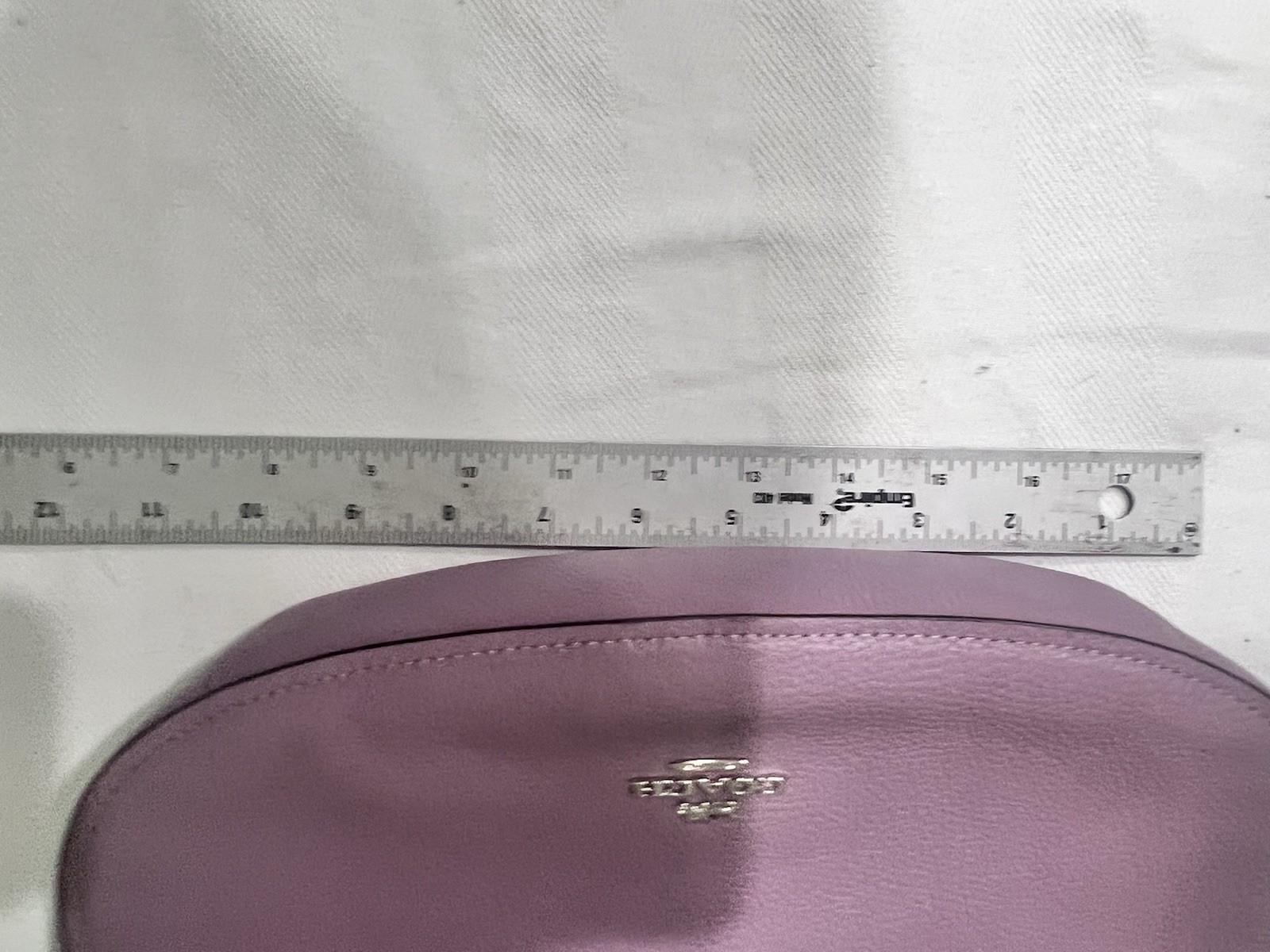 Coach Teri Shoulder Bag in Lilac Pebbled Leather Light purple 11.5 /8.5 Inches
