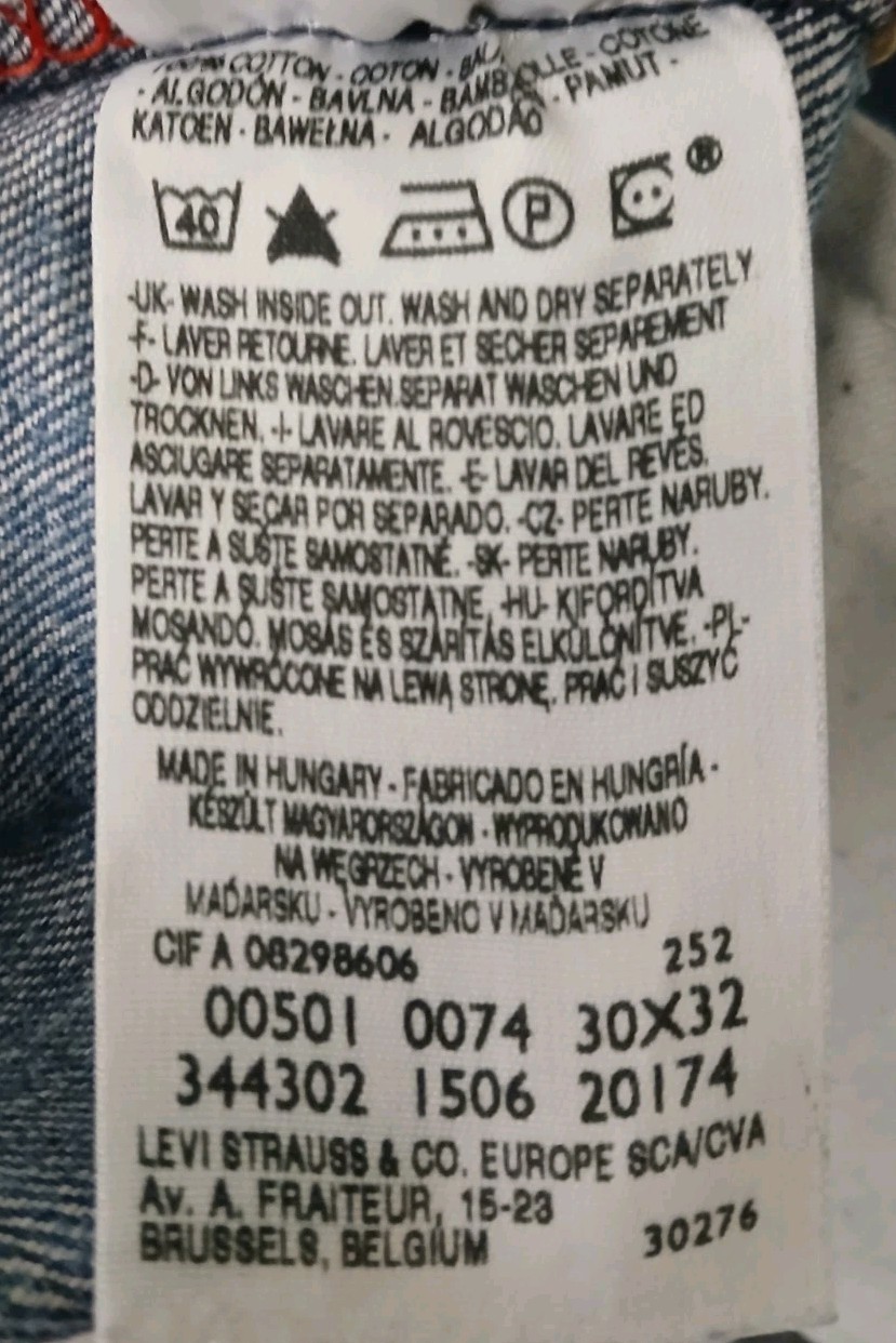 Levis UK Vintage Jeans 501 Button Fly 28X30 Distressed 100% Cotton Blue Denim