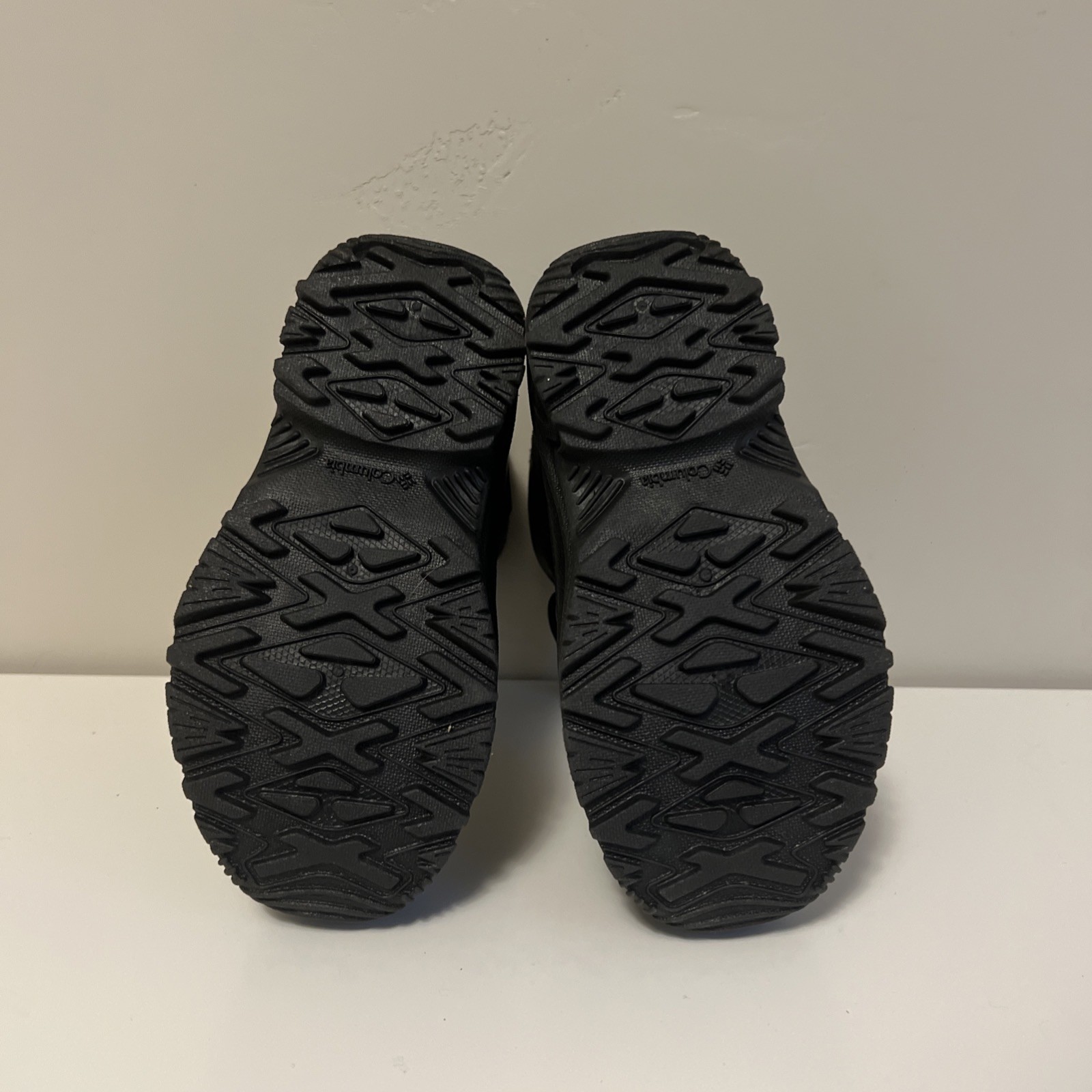 Columbia Bugaboot Celsius Waterproof Winter Snow Boots Black Youth Kids