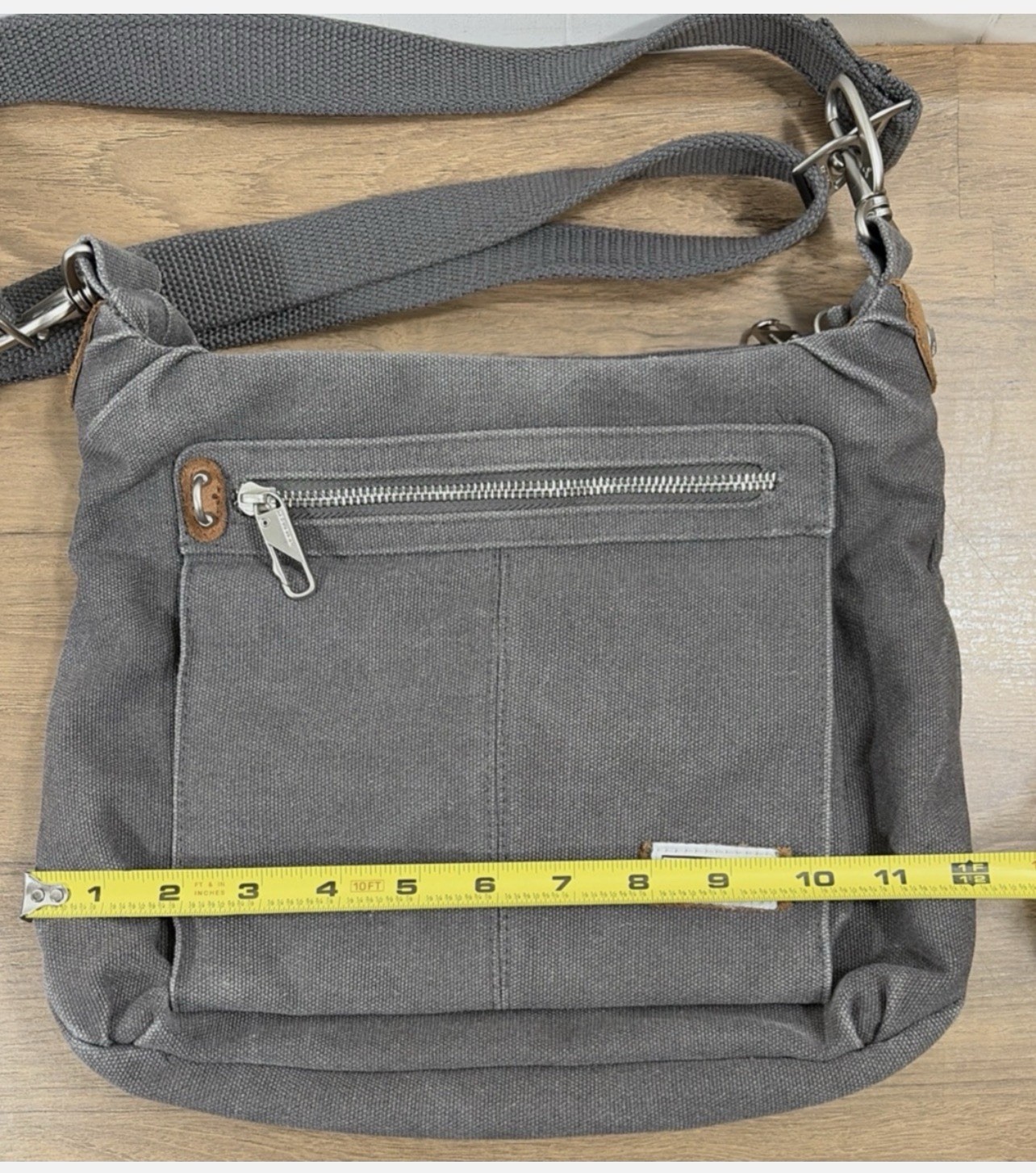 Travelon Gray Shoulder Bag Zip Closure Shoulder Strap Pockets Zipper Accent