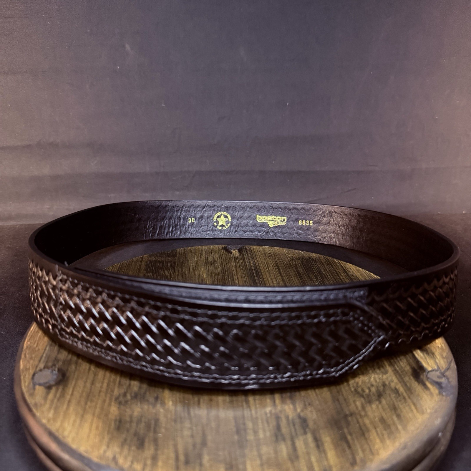 Boston Leather Hook & Loop Duty Belt Size 38″ Basketweave Leather 1.75″ 6635