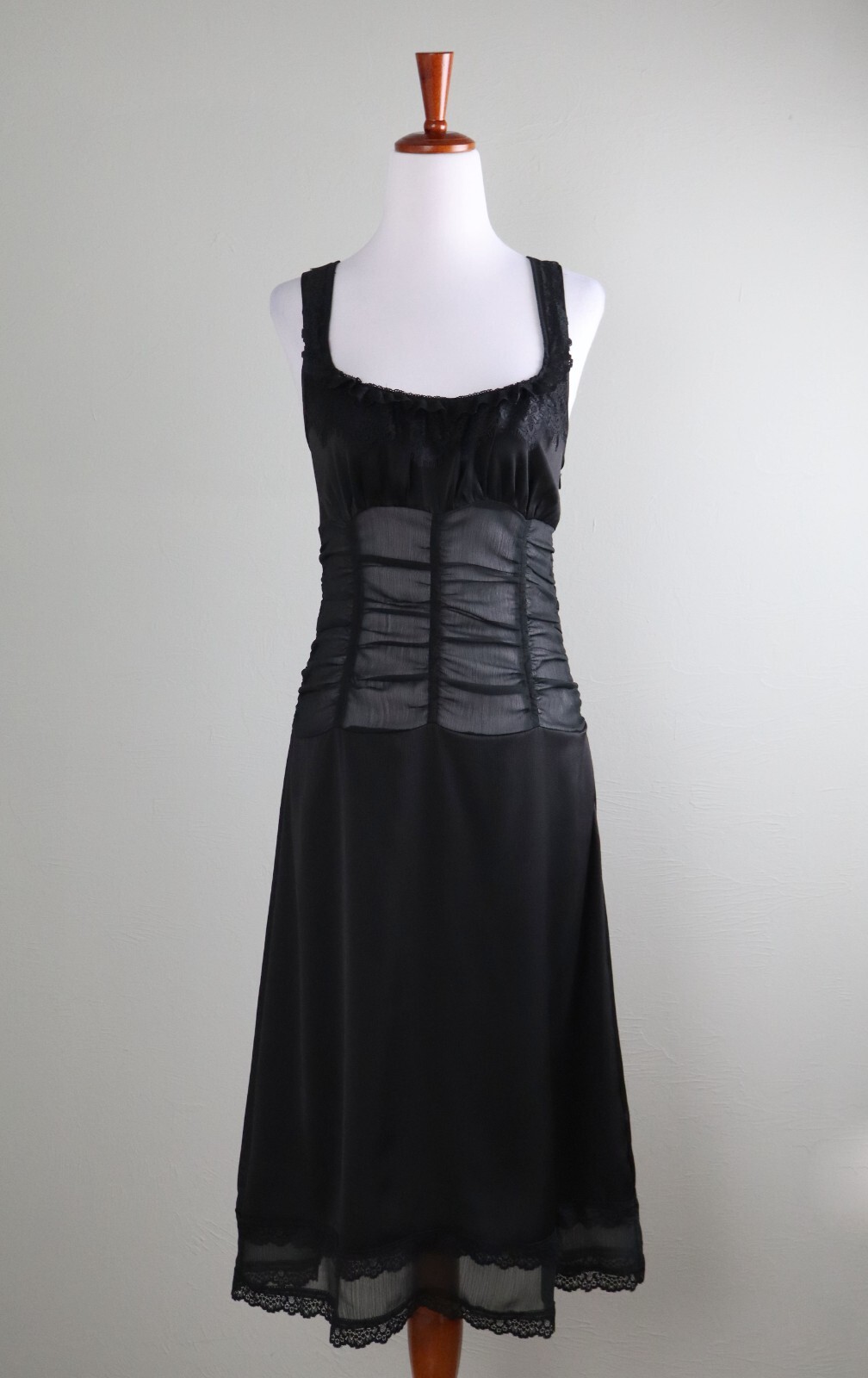 LIONESS NWT $109 Kendall Midi Lace Bustier Dress in Onyx Black Size Medium