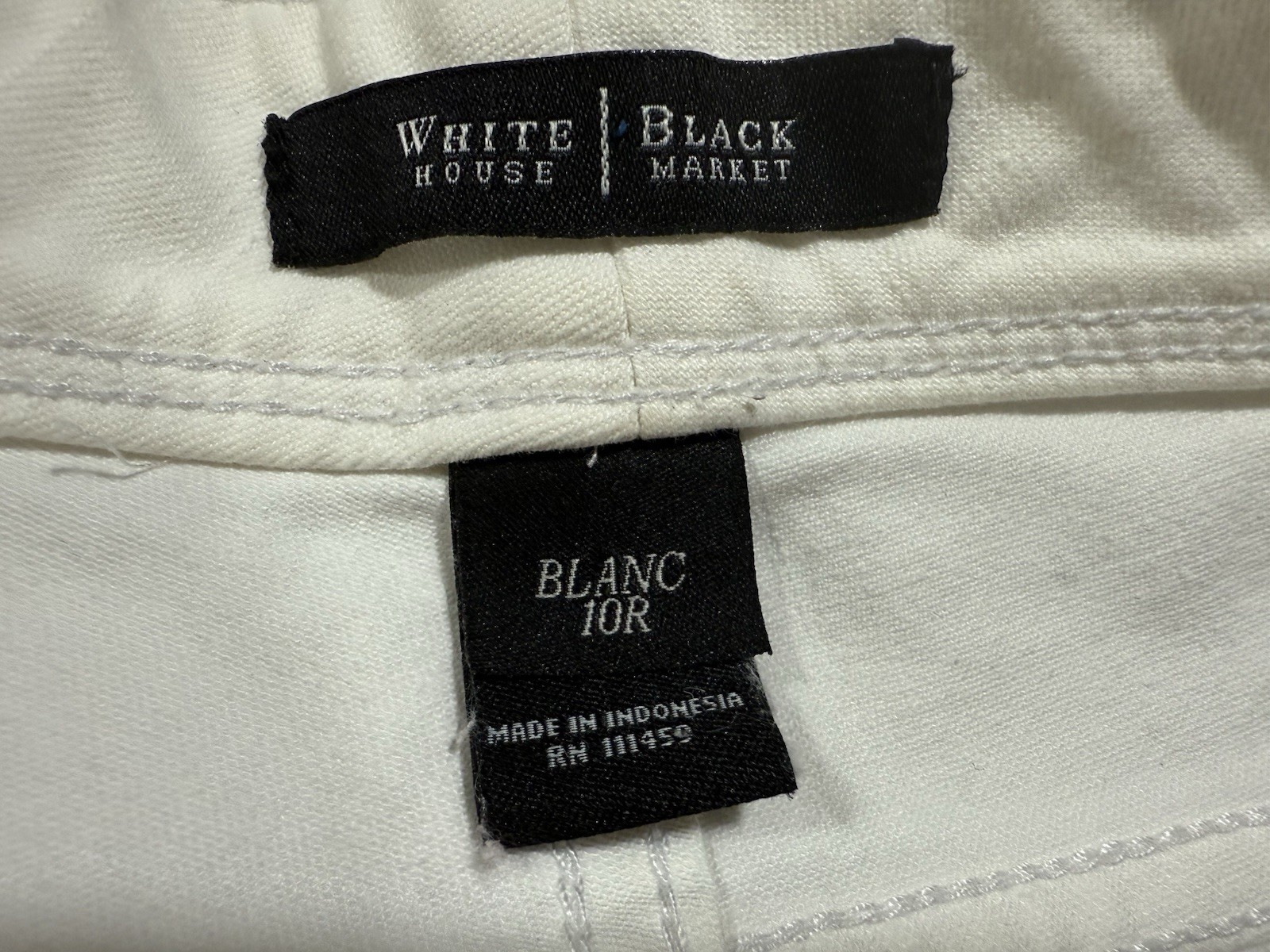 White House Black Market White Blanc Size 8 Denim Jeans Boot Leg Waist 34”