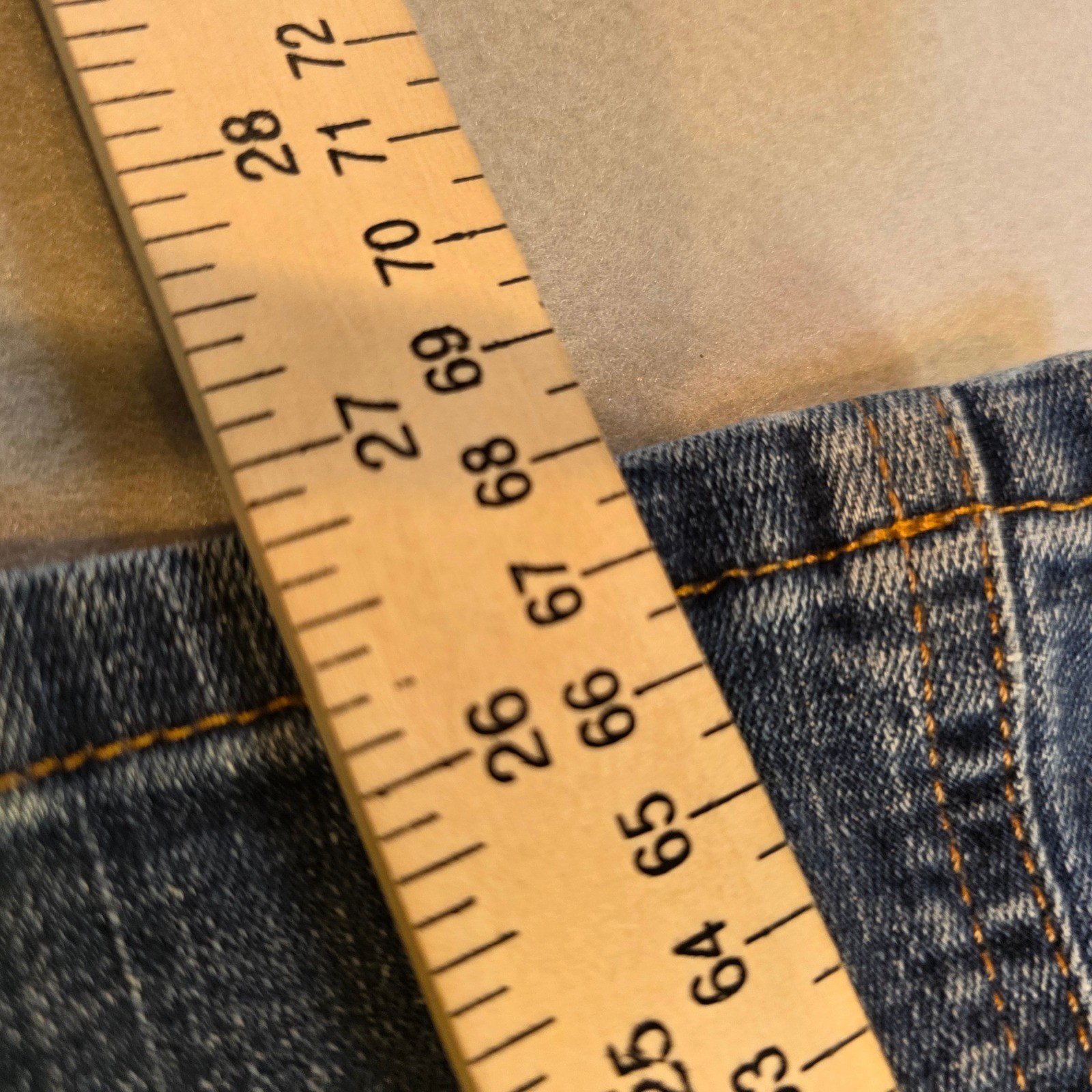 GLO Flare Jeans Womens 11 Medium Wash Blue Denim Mid Rise Retro Style 0001420