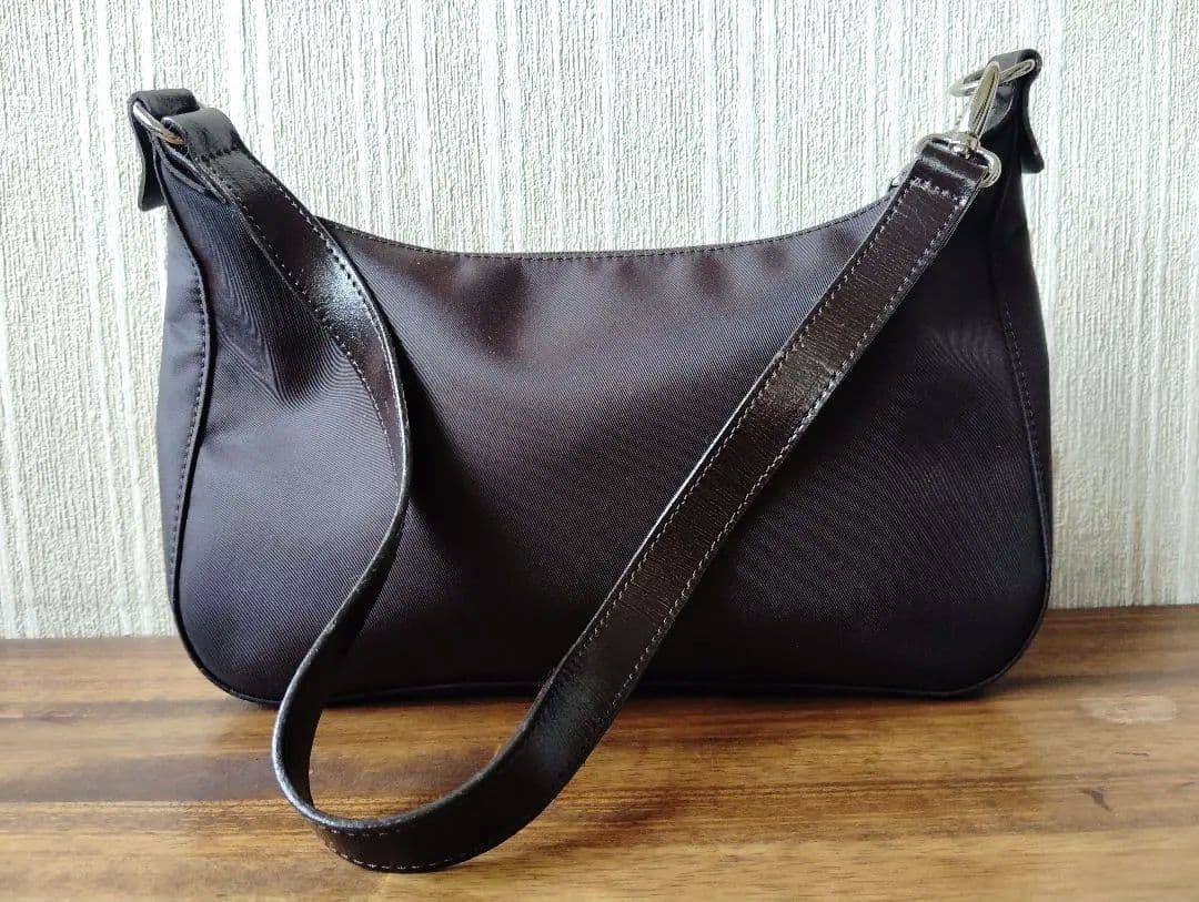 Good Condition Longchamp One Shoulder Bag Half Moon Shape 2WAY Dark Brown