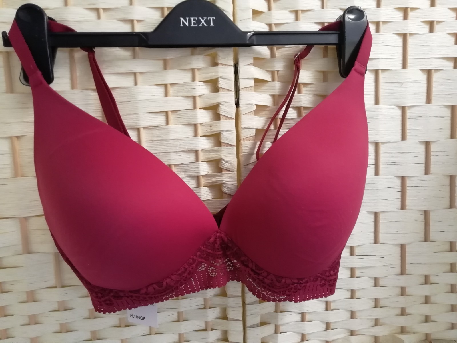 Marks and Spencer size 34DD dark raspberry body soft plunge bra – never worn