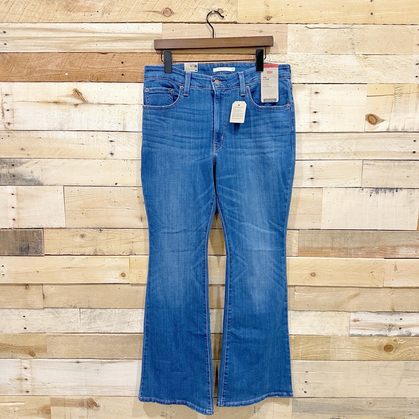 NWT Levi’s 726 Flare Jeans Women’s 33×32 Denim Bell Bottom High Rise Retro