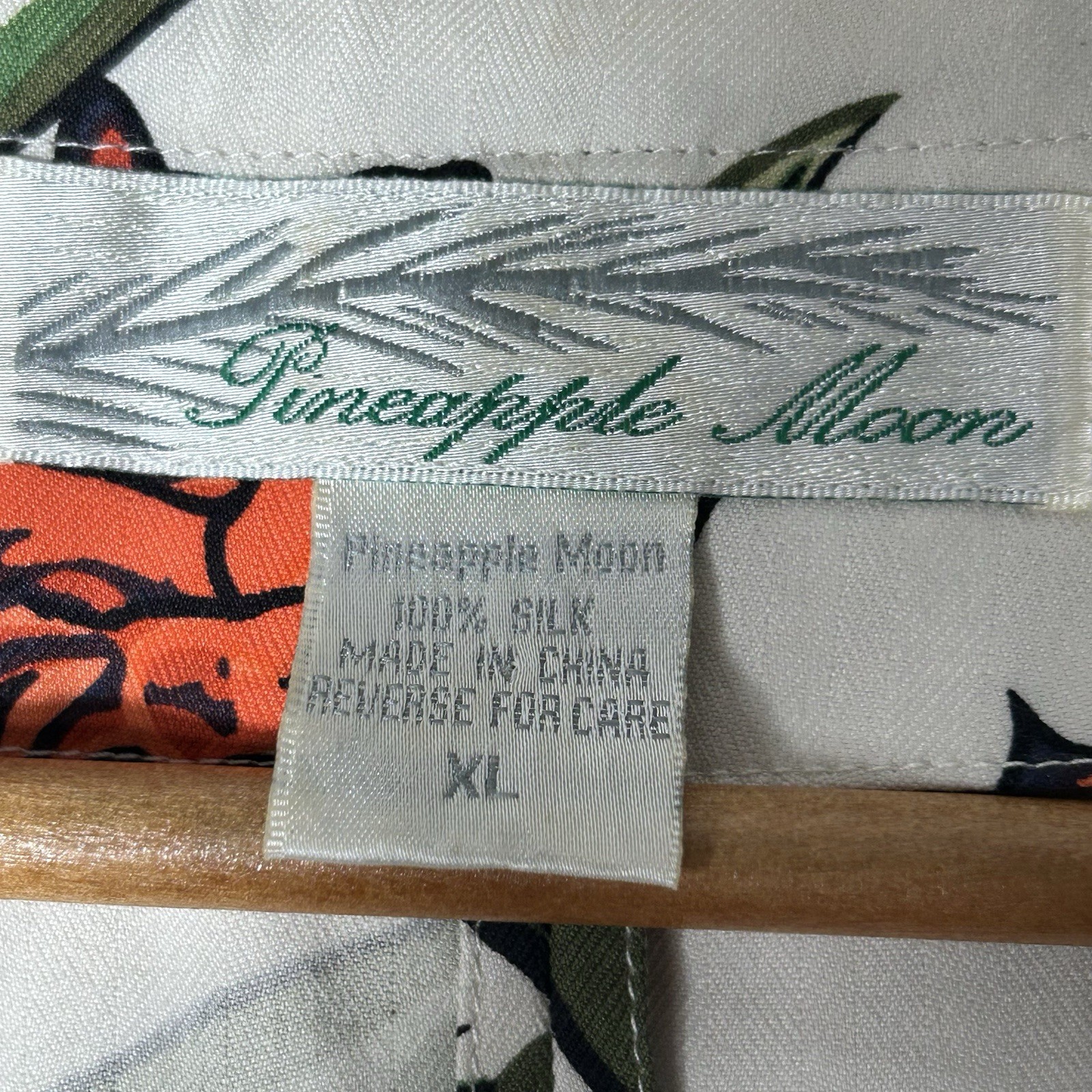 Pineapple Moon Silk Top Womens XL Sleeveless Button Up Hawaiian Tropical Vintage