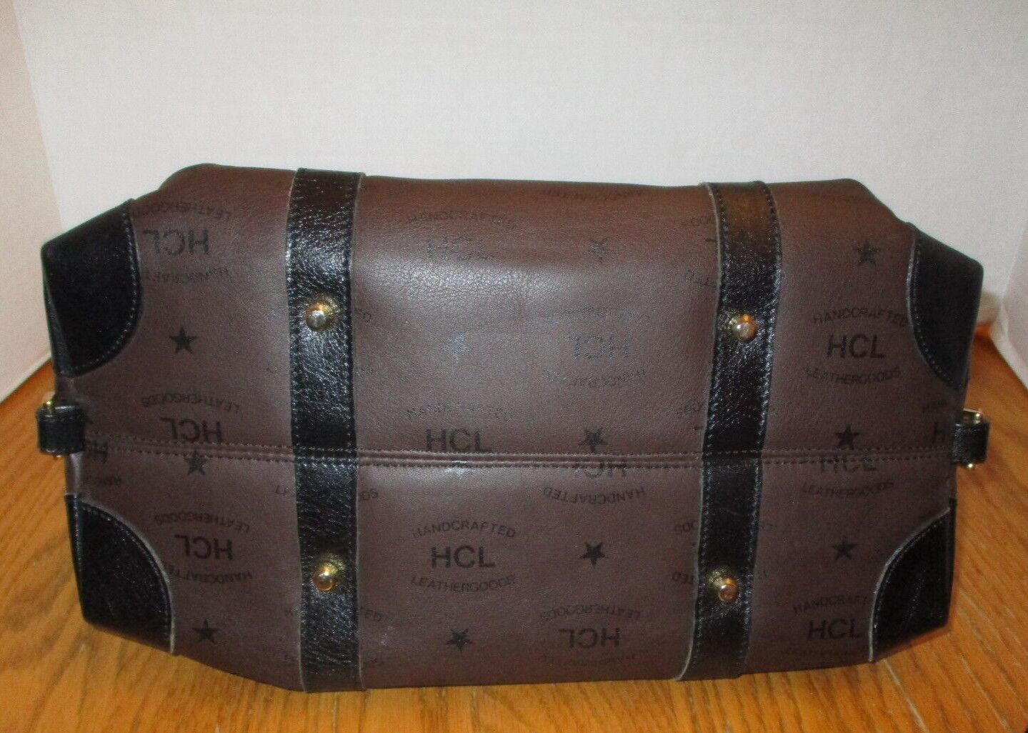 HCL Leather Goods Medium Brown/Black Signature Leather Satchel Bag