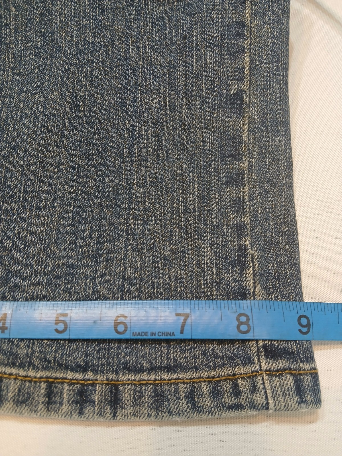 Levis Denizen Jeans 40 x 30 EUC 236 Regular Fit Mens