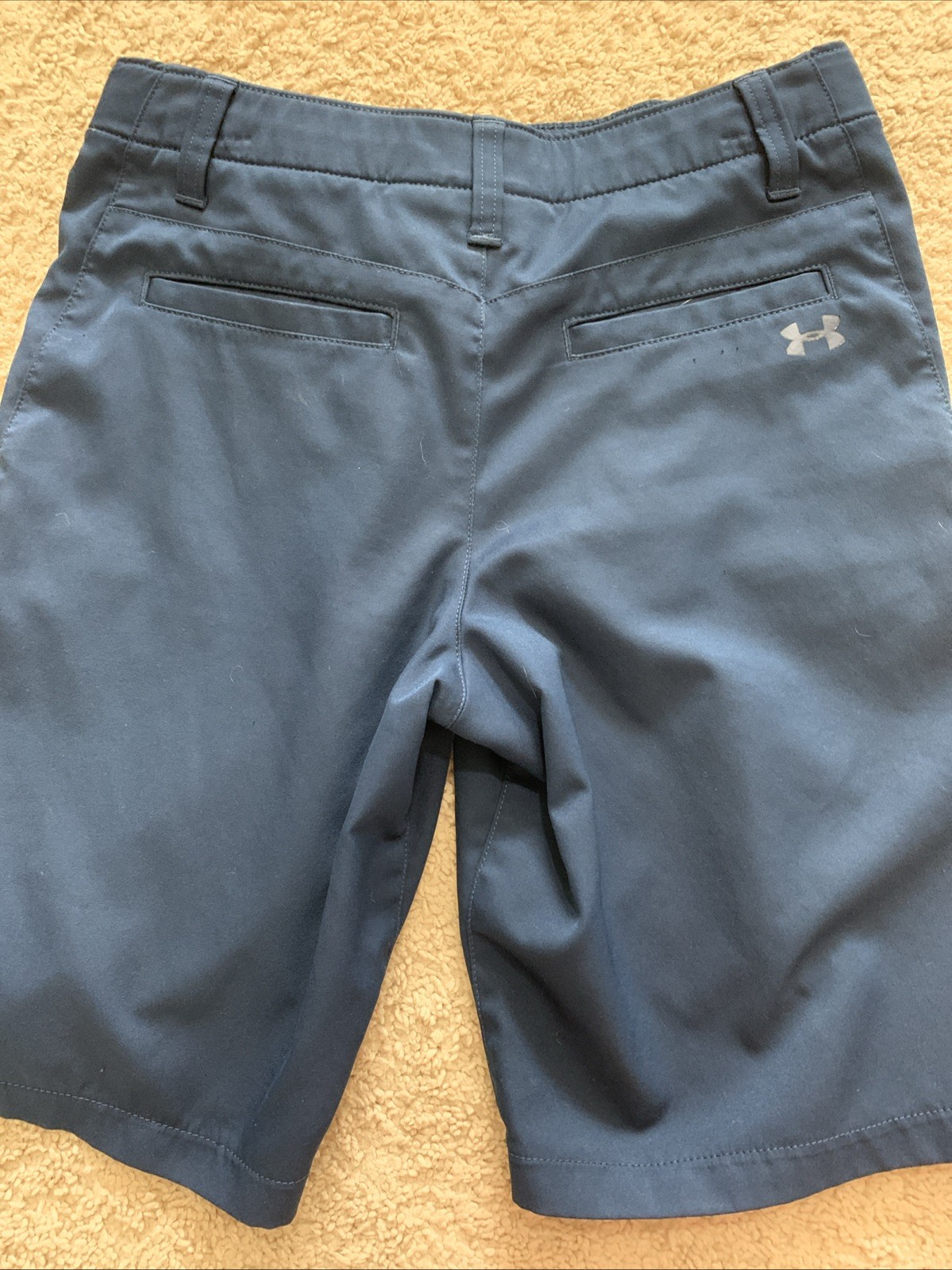 Under Armour Boys Navy Golf Shorts Youth Size 14 Performance Athletic Uniform 9’