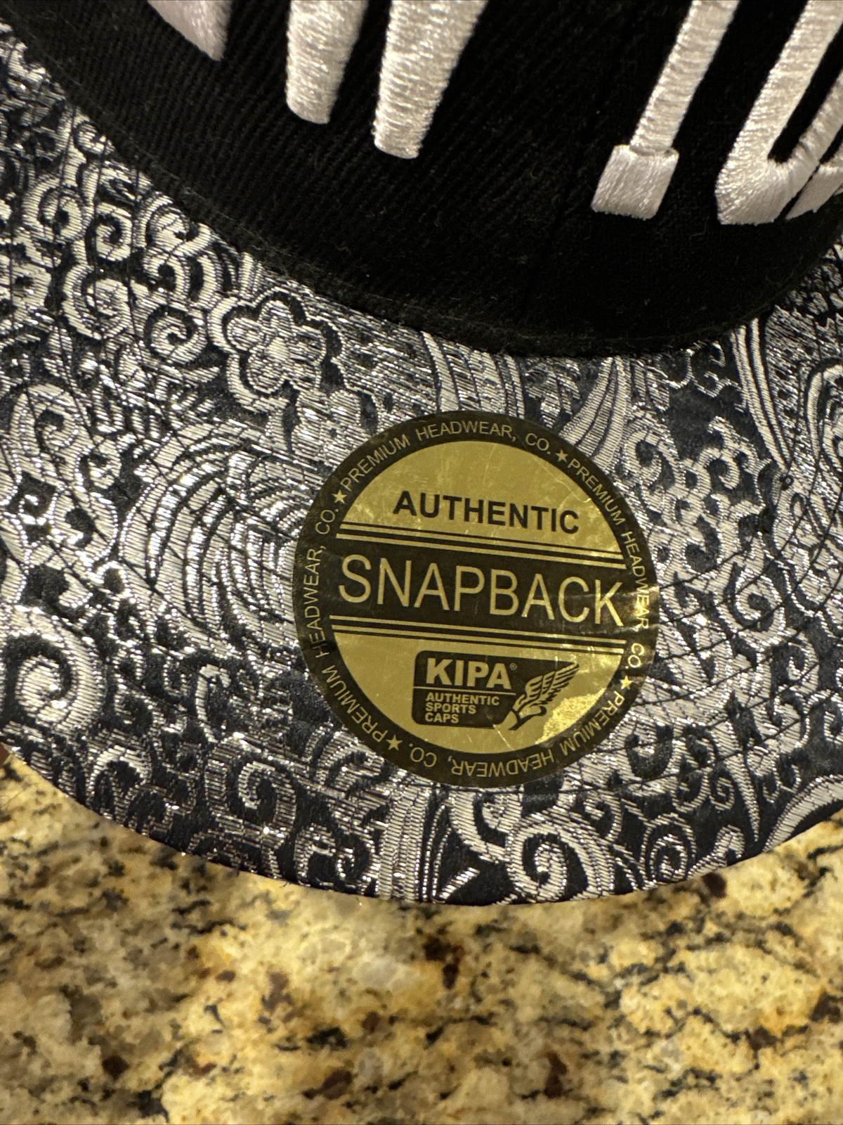 New York Spell Out Hat Premium Headwear KIPA Snapback Black Silver Brim