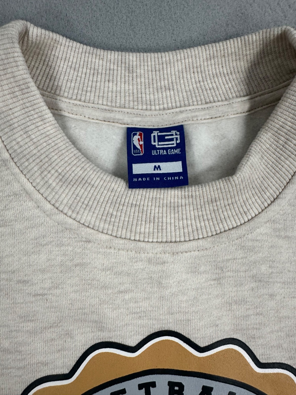 Retro San Antonio Spurs Ultra Game NBA Crewneck Sweatshirt Men’s Med Oatmeal NWT