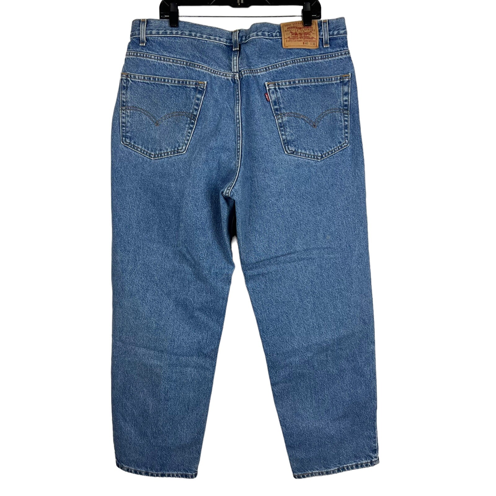 LEVIS MEN SIZE 40×30 (38×29 Actual) RELAXED STRAIGHT LEG MEDIUM WASH JEANS
