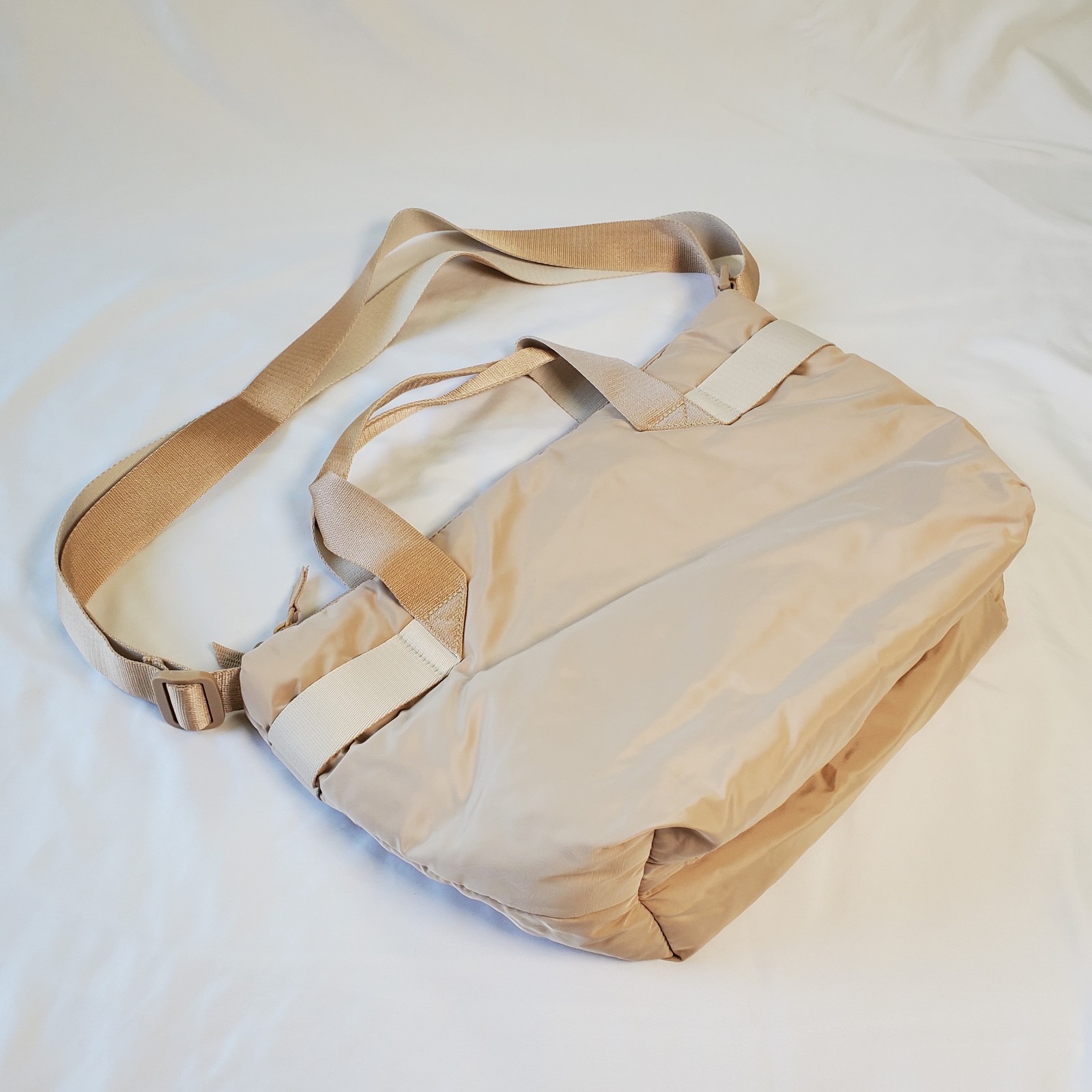Adidas Stylish Sport Shopper Tote Puffer Travel Gym Bag Tan Beige Zip Top Purse