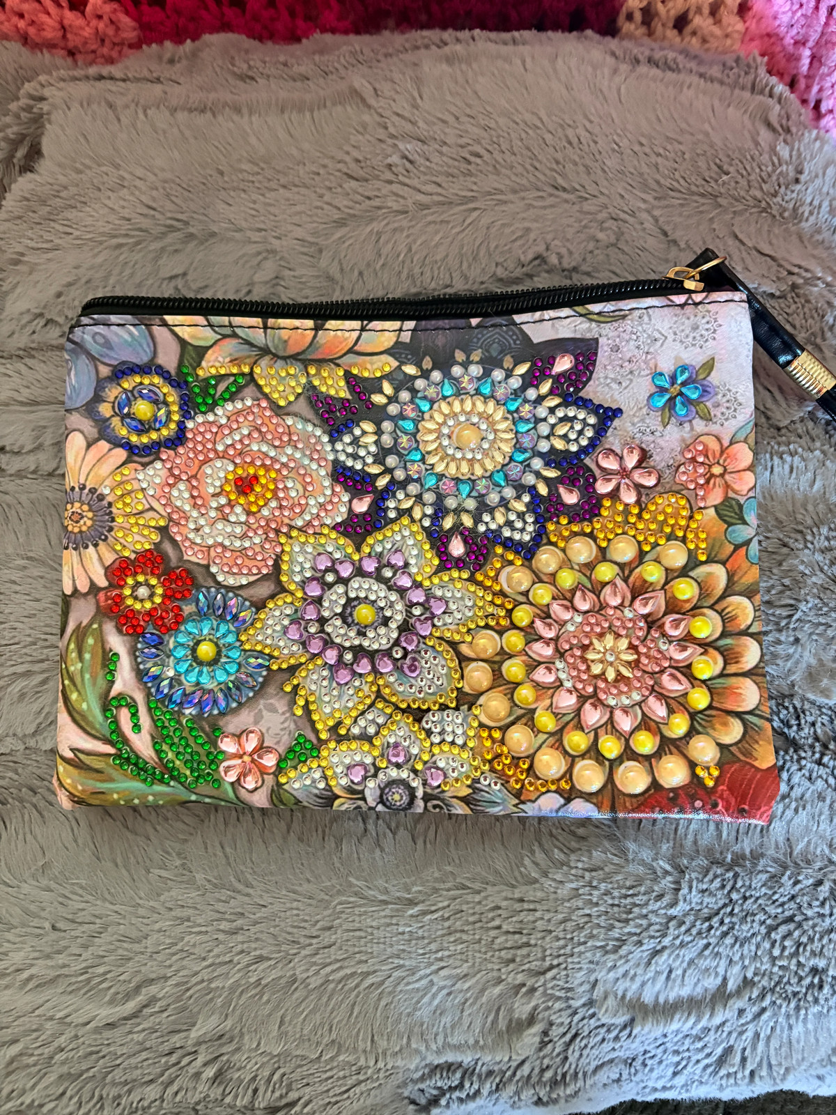Diamond Art Rhinestone Vinyl Zippered Clutch
