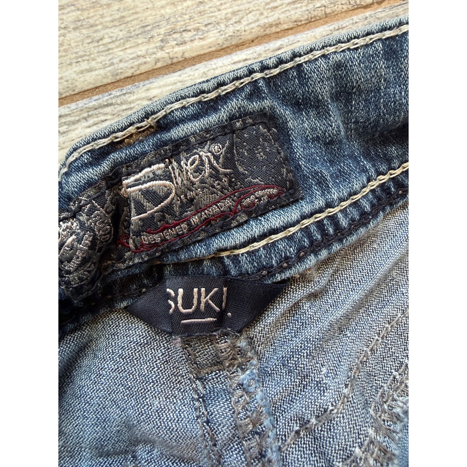 Silver Jeans Suki Slim Boot Bootcut 31 x 33 Denim Womens Western 31×33 Stretch