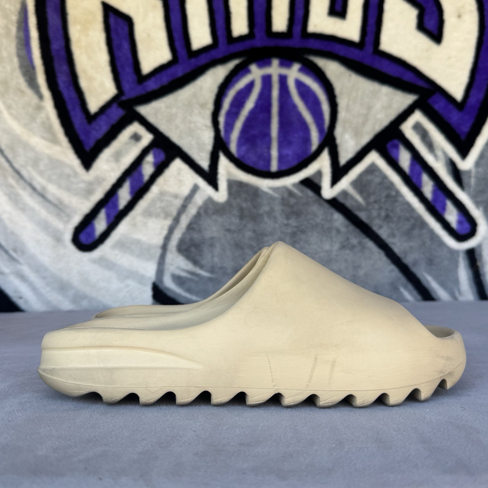Size 10 – Adidas Yeezy Slide Bone Rubber Open Toe Sandals US Men’s FZ5897