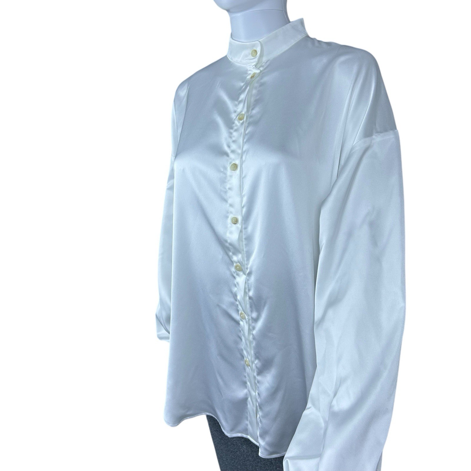 Kallmeyer Appartement Ballon Satin Button Down Shirt Size 4 Quiet Luxury Blouse