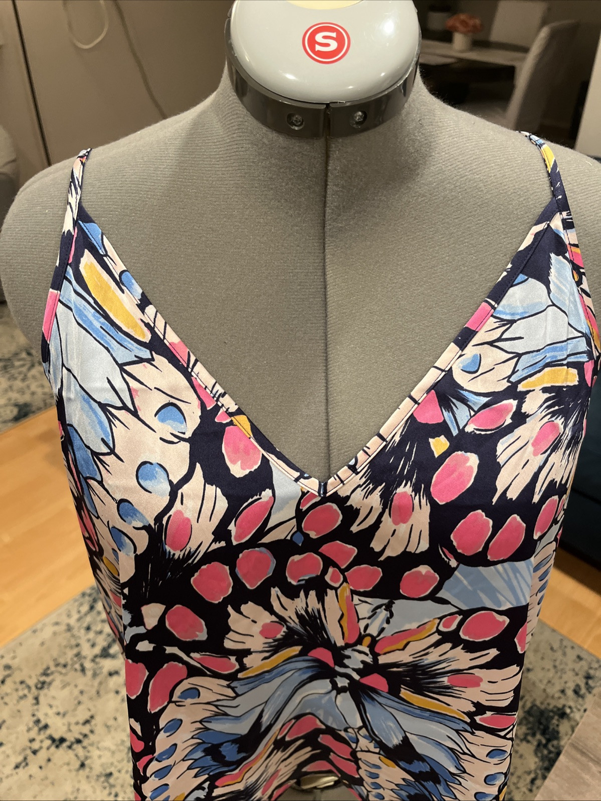 New Van Winkle & Co Multicolor Silk Tank Sleep Top Size XL