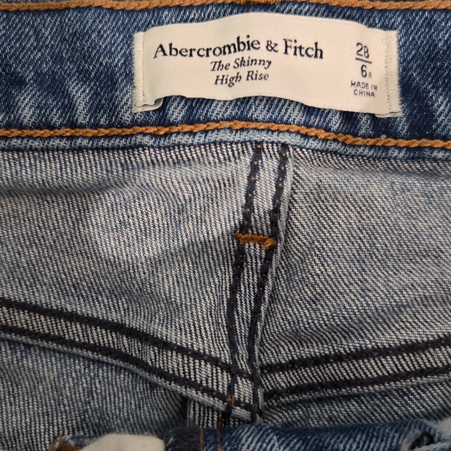 Abercrombie & Fitch The Skinny High Rise Distressed Jeans Medium Wash Raw Hem 6