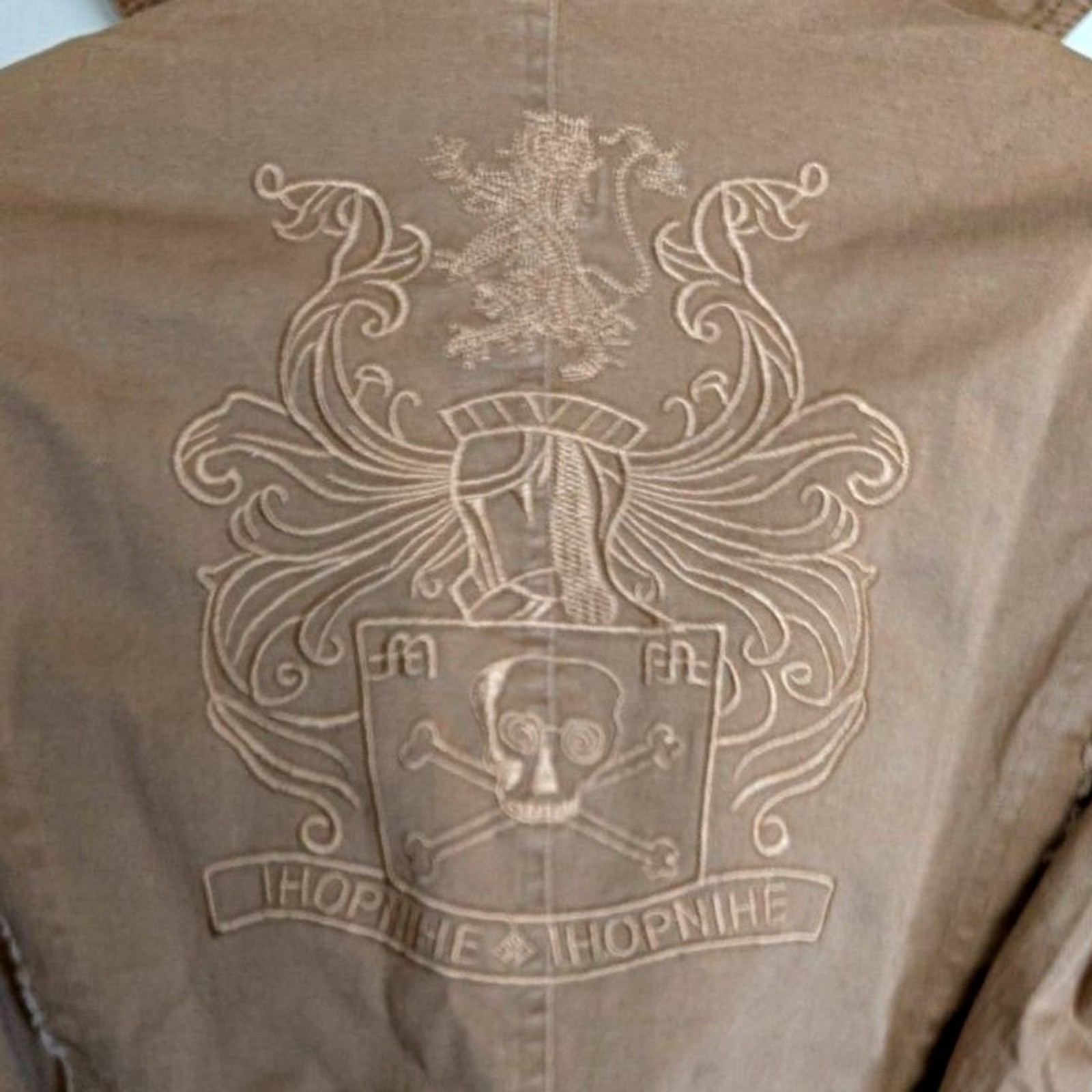 CERES USA NWT Belted Embroidered Crest Jacket Women’s Medium Cotton Blend