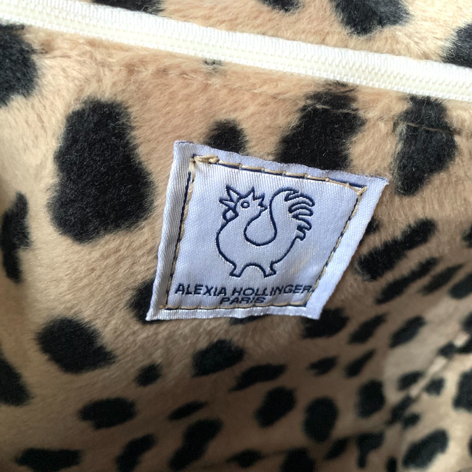 Alexia Hollinger Paris Leopard Print Interior Designer Handbag Tote Magnet Close
