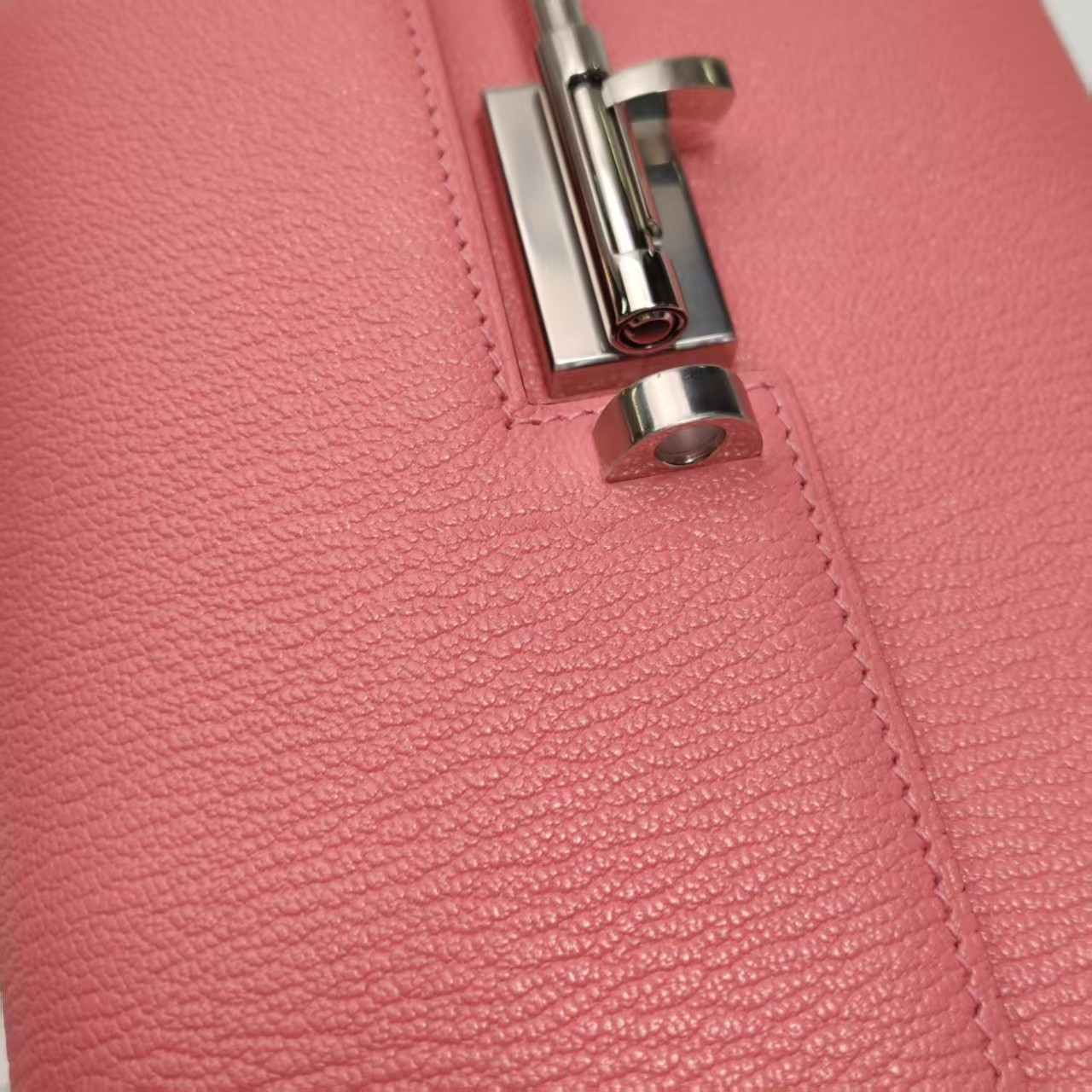 Hermes Verrou Mini 17 Wide Strap Chevre Rose Confetti 1Q Pink Silver HW PHW Auth
