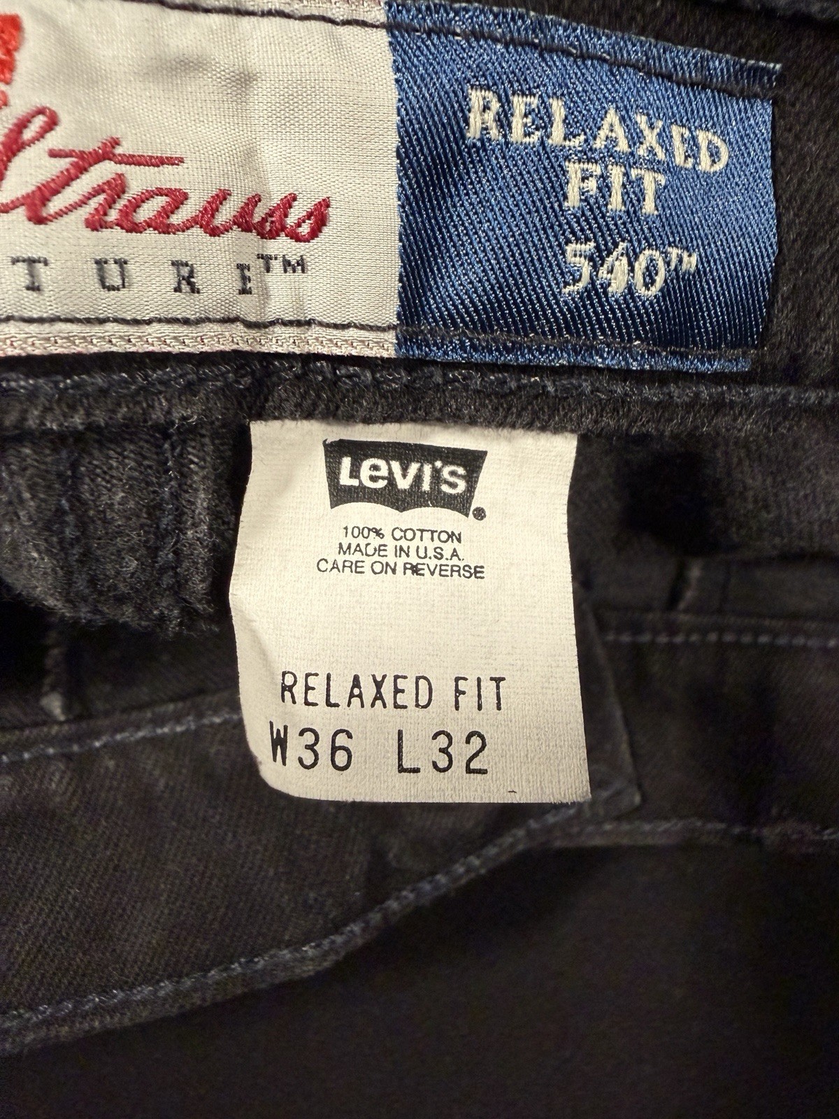 NWT Vintage 90s Levi’s Signature 540 Relaxed Fit Jeans Black 36X32 USA Made