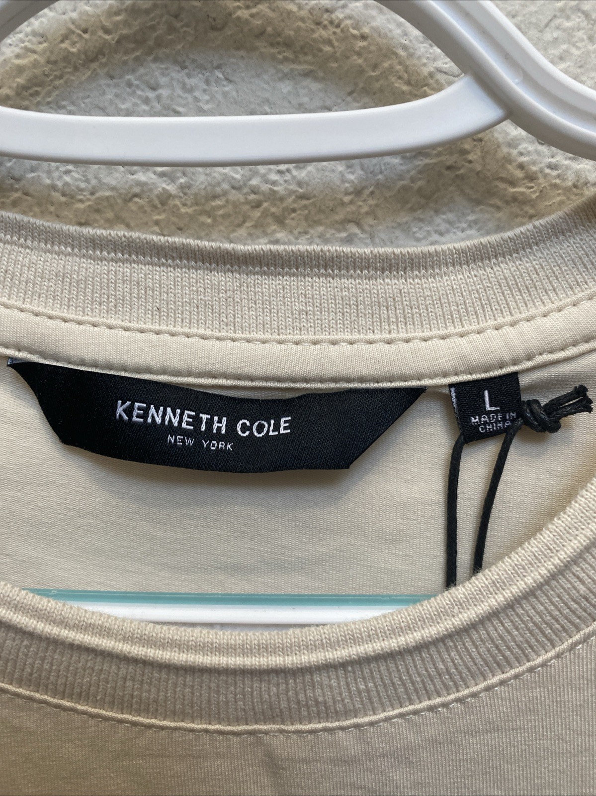 Kenneth Cole Men’s Large Hearthstone T-Shirt Crew Neck Short Sleeve NWT