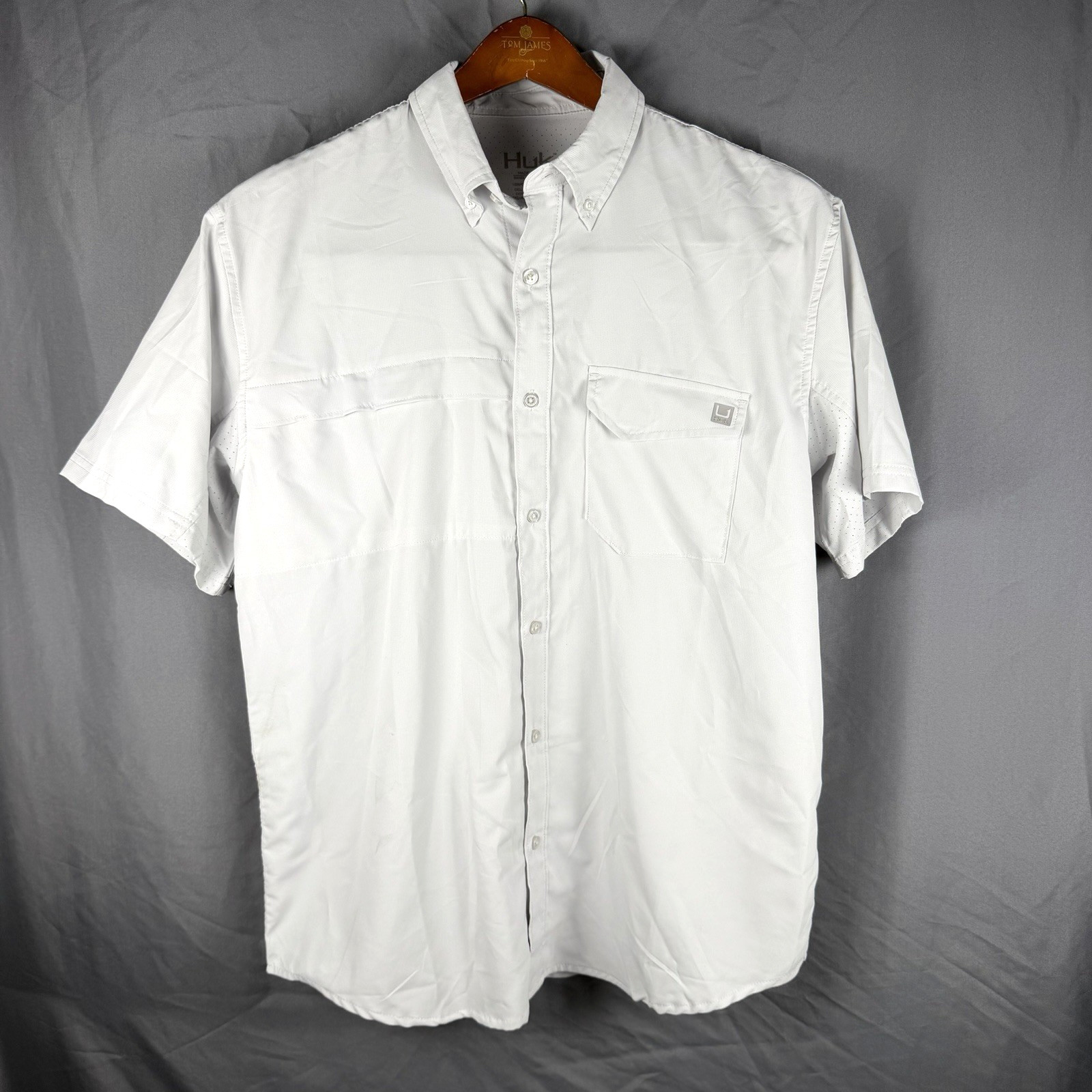 Huk Short Sleeve Button Up Fishing Shirt Mens Large White Breathable Lightweight