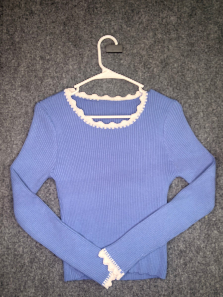 Scalloped Trim Ribbed Long Sleeve Top