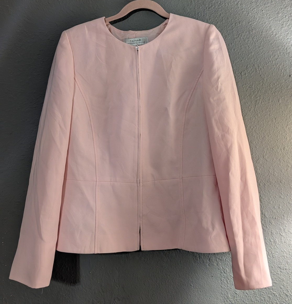 Tahari Arthur S. Levine Pink Zip Front Lined Long Sleeve Short Jacket 12