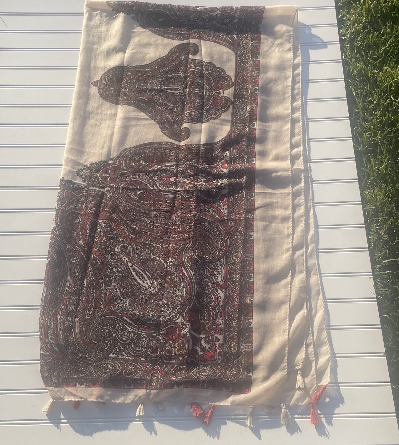 Vintage Style Paisley Scarf Print Oblong Cream Red Long Rectangular Wrap